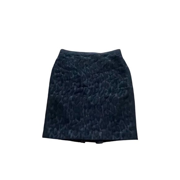 Ann Taylor Textured Jacquard Pencil Skirt – Size 12P (NWT) - Picture 1 of 6